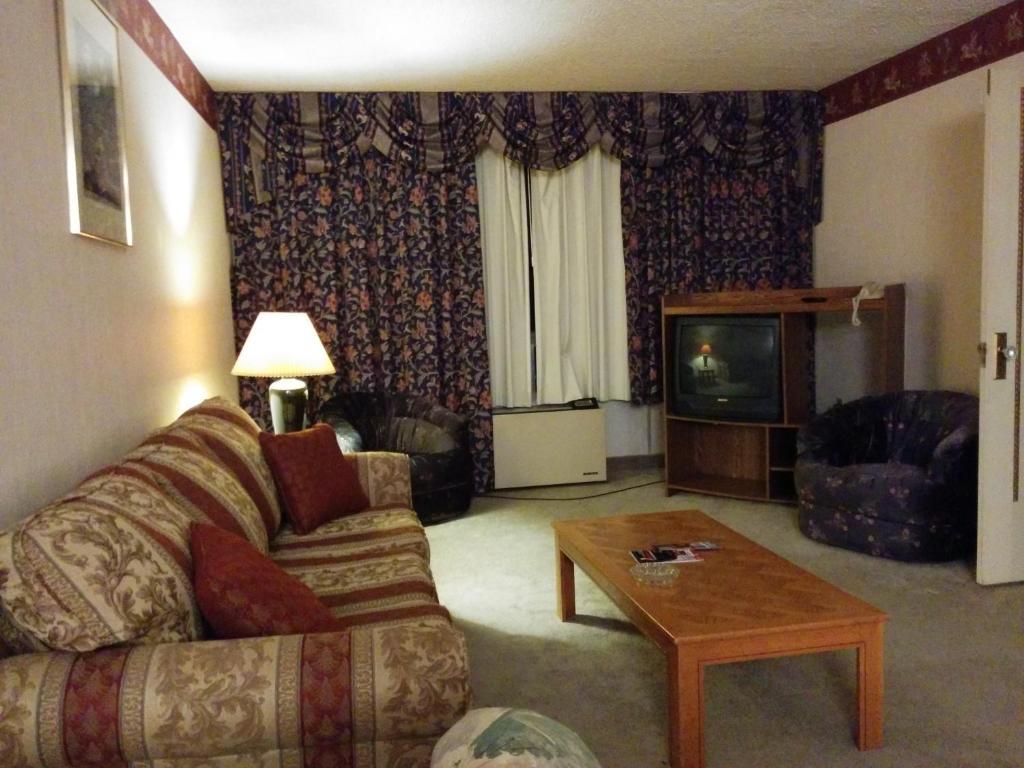 Burnside Hotel Dartmouth Extérieur photo